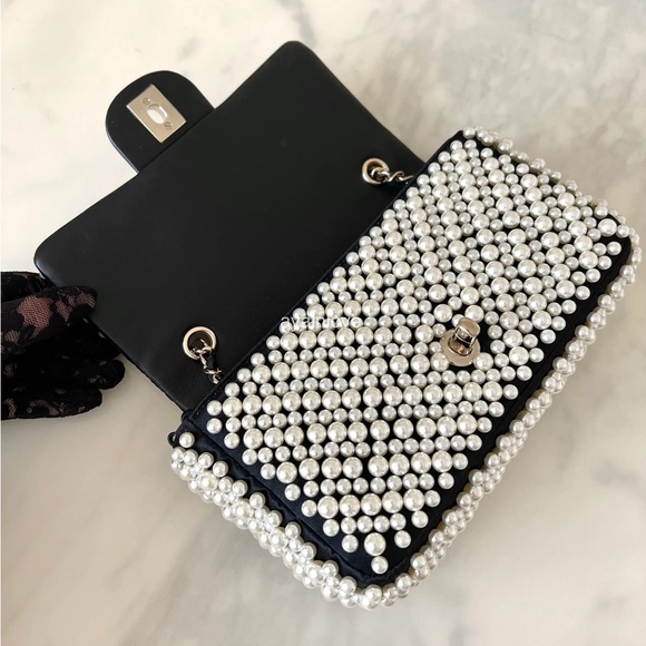 CHANEL Mini Pearl Flap Bag - Picture 10 of 11